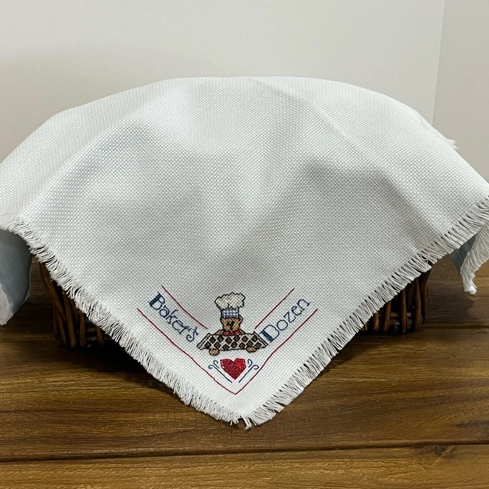 Cross Stitch Baker’s Dozen Bread Basket Linen Liner Cover Country Completed VGC